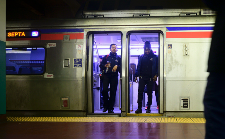 Train from SEPTA’s Regional rail service arrives at Suburban Station, in Center City (photo by/Bastiaan Slabbers)